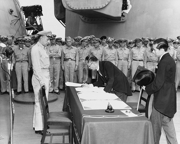 Japansk overgivelse 1945